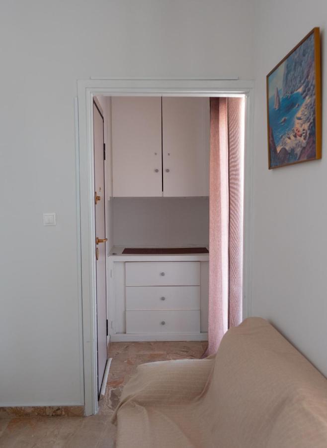 Whitehouse Loutraki Apartment Ngoại thất bức ảnh